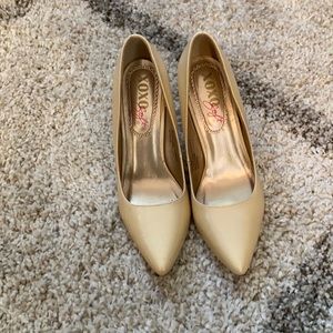 XOXO soft Heels